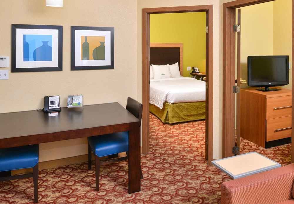 Towneplace Suites By Marriott Miami Airport W Doral Eksteriør billede
